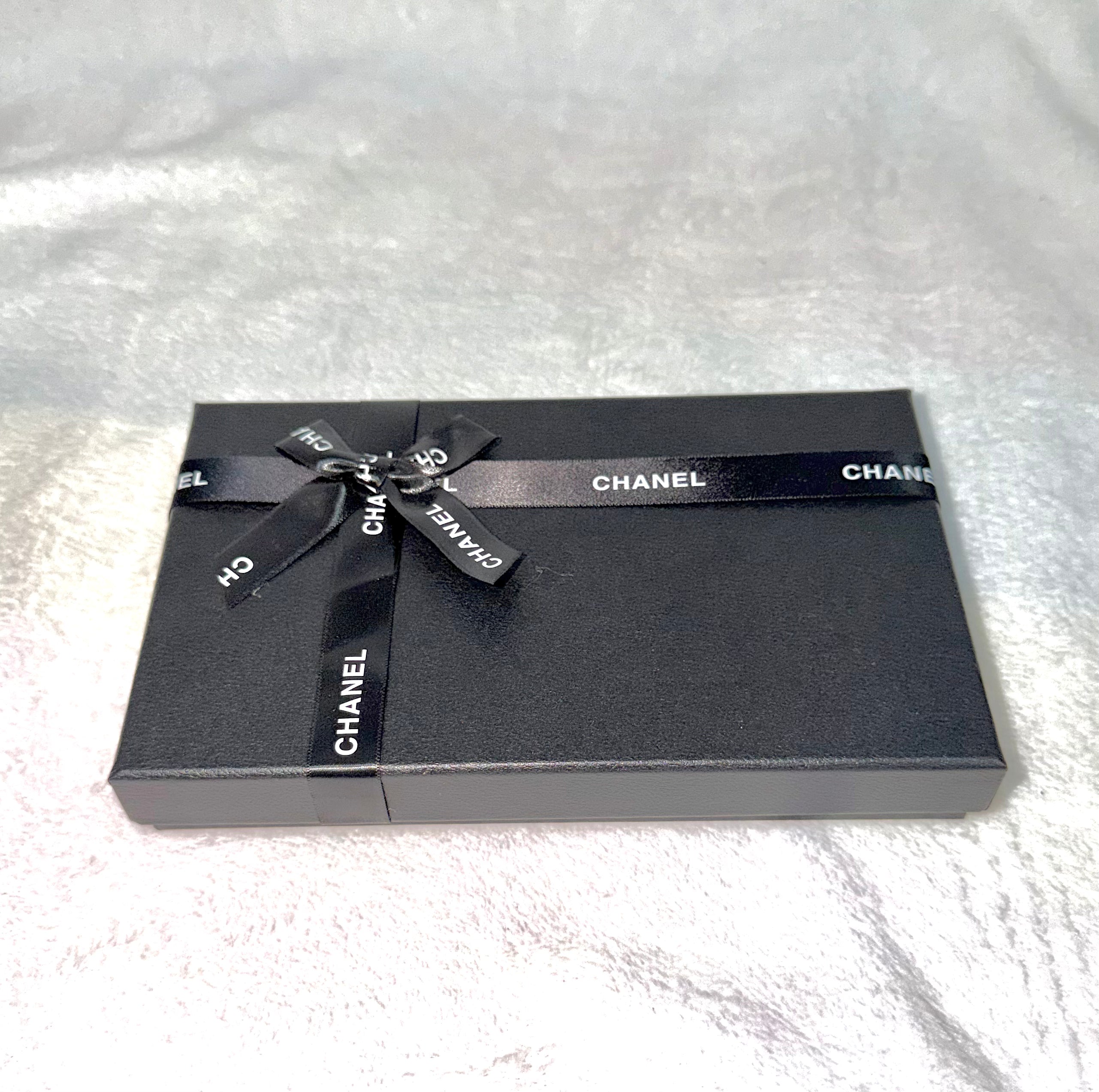 Noor Shine Elite Perfume Set – Luxury Engraving