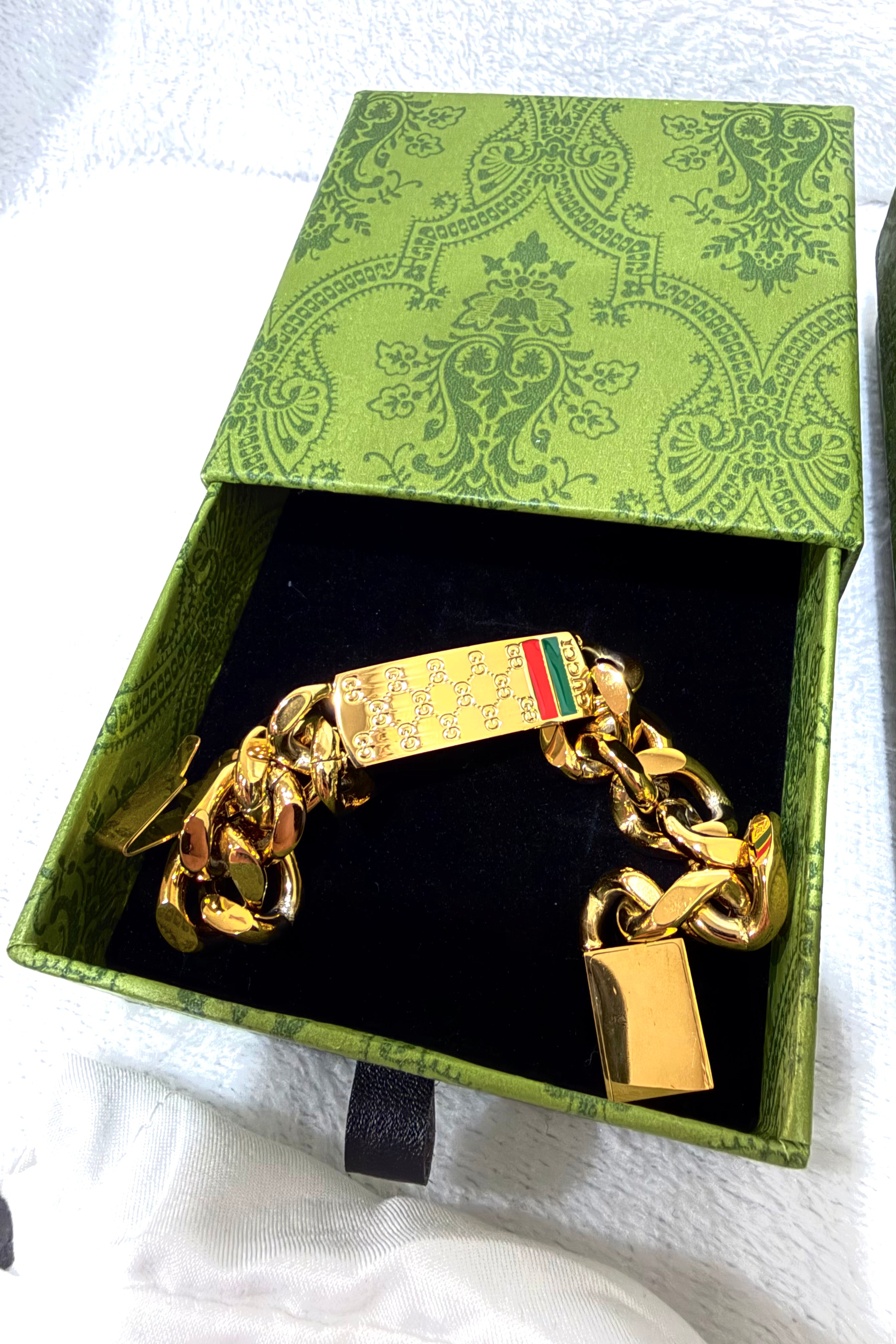 Noor Shine Signature Bracelet – Premium Gold Finish