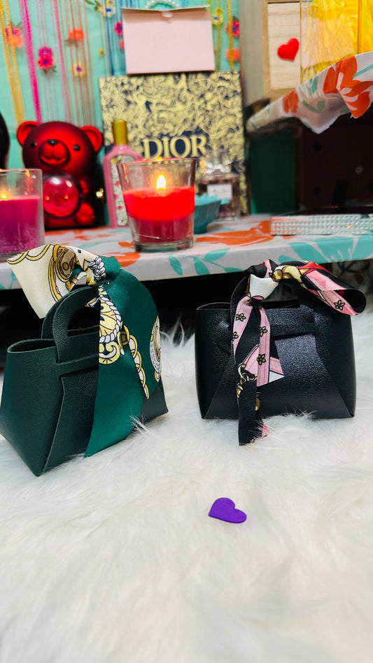 GIFT PACKAGING