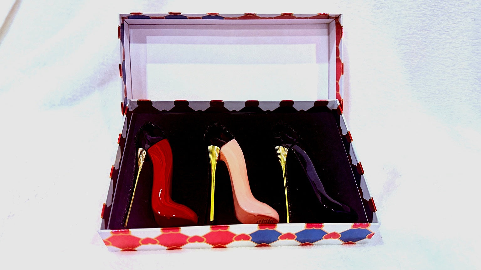 Luxury Perfume Gift Box – Custom Engraving